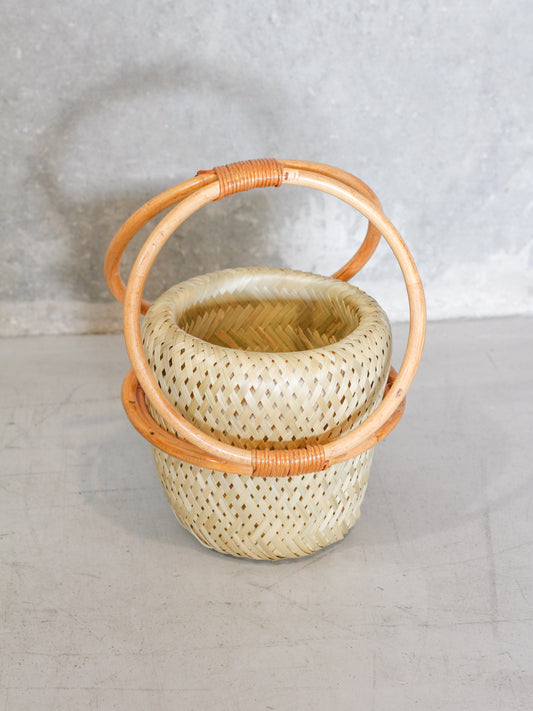 Small rattan hanging basket
