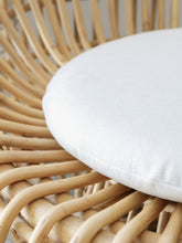 Load image into Gallery viewer, Luna chair
