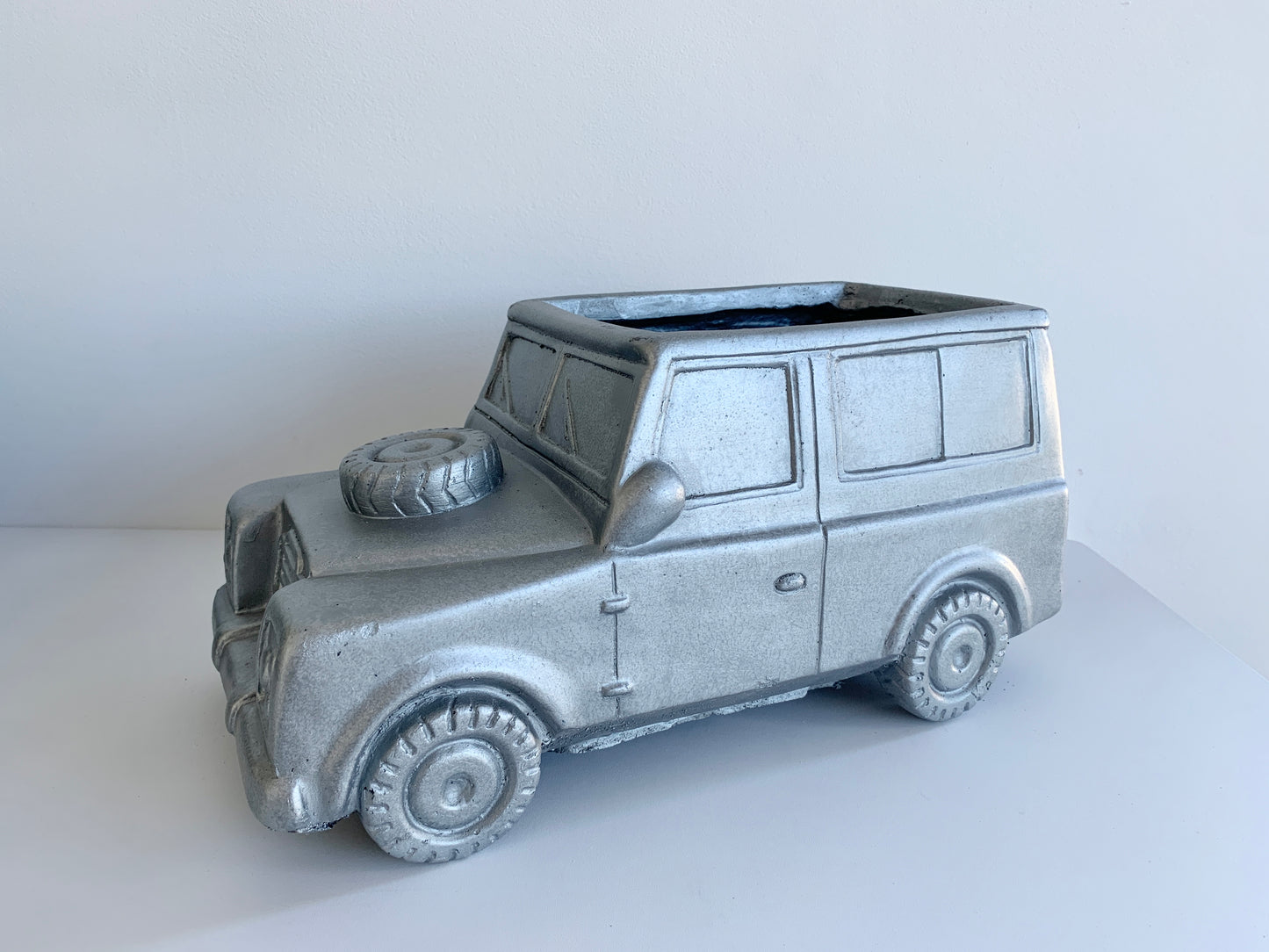 Silver Landrover antique pot